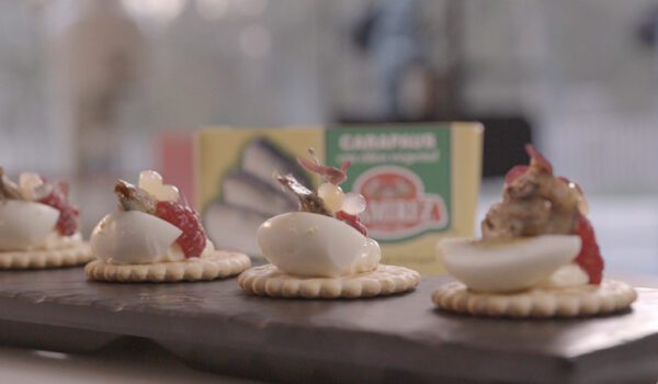 Ramirez Conservas | A mais antiga fábrica de conservas | Sardinha fumada em profiteroles